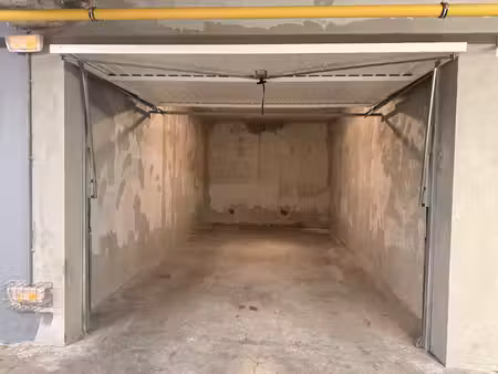 a louer un agarage de 15.3m2 à gaillard