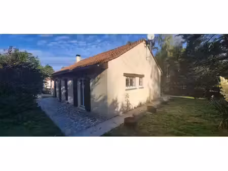 maison individuelle meublée 2 chambres beynat lac de miel