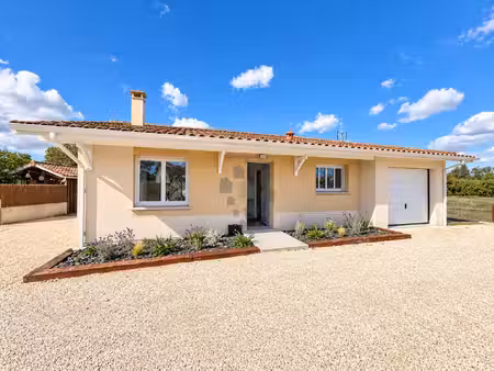 saint-médard-d'eyrans maison de plain-pied de 112 m2  4 ch