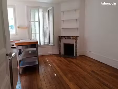 charmant f2 rénové – 31 m² – saint-ouen
