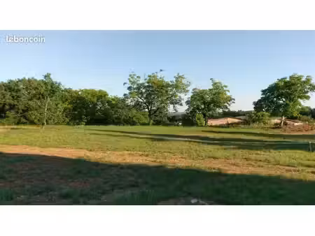 terrain viabilisé avec permis de construire