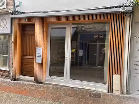 local commercial 28 m² espalion