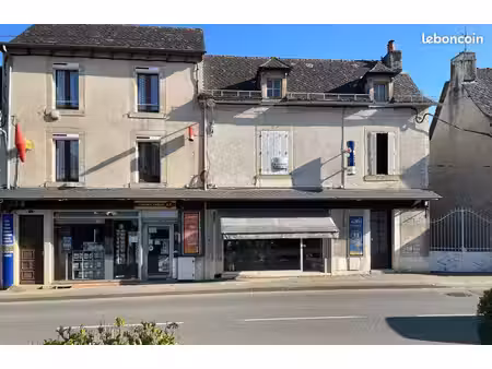 immeuble 275 m² montbazens