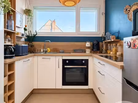 appartement f4 à vendre - 4 pièces - 67 03 m2 - st quentin - 02 - picardie