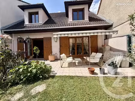 pavillon 6 pièces 153 m²