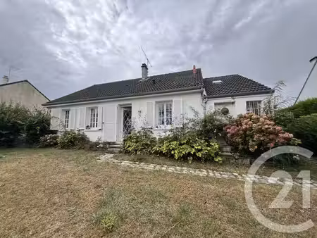 maison à vendre - 4 pièces - 89 80 m2 - st quentin - 02 - picardie