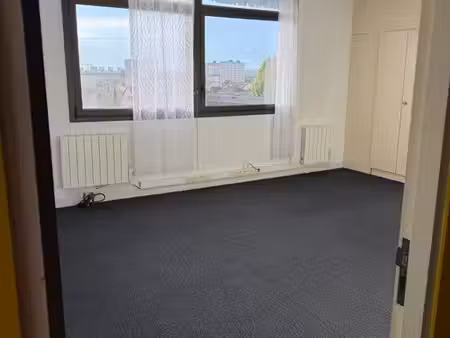 bureau à louer 28m