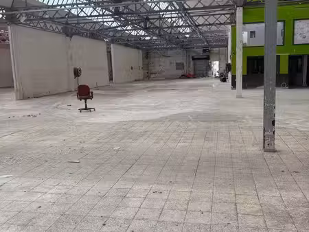 bobigny – grand local commercial 2 280 m² – showroom / distribution / événementiel potenti
