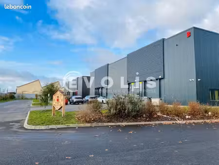local d'activité 360 m²