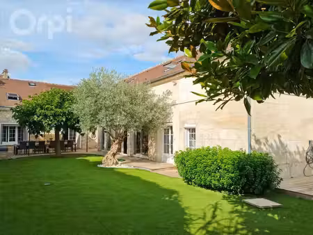maison de luxe à vendre à feigneux