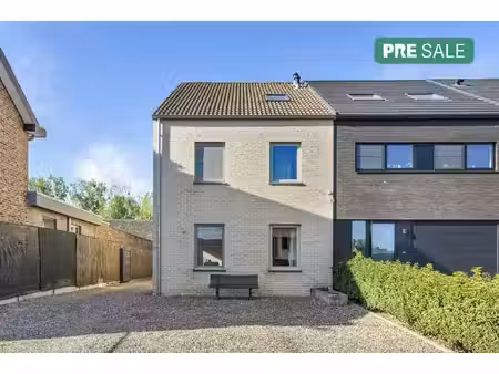 rustig gelegen energiezuinige woning met ruime tuin