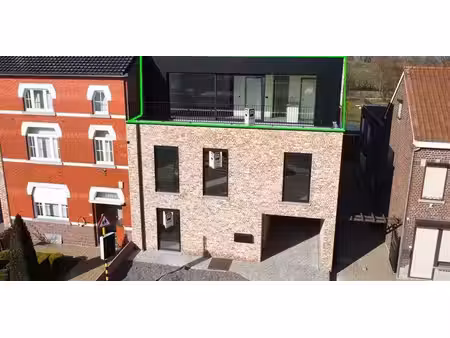 penthouse à louer à borgloon pour € 900 avec 2 chambres à coucher