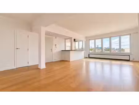 superbe appartement 2 ch rénové peb d+