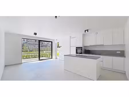 maison à louer à evere pour € 2.050 avec 3 chambres à coucher