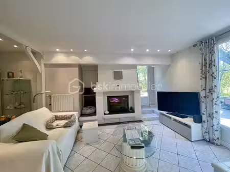 maison de 164 m² à cheille