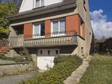 maison  6 pièce(s)  3 chambre(s)  102 m²
