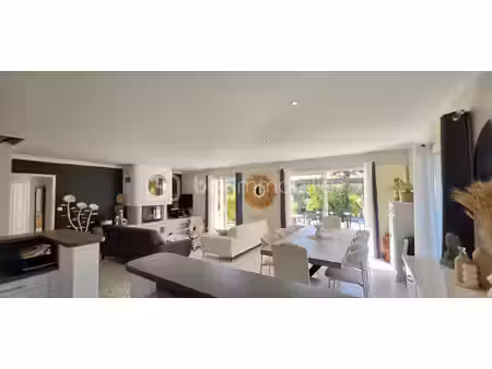 maison traditionnelle de 142 m² à montardon