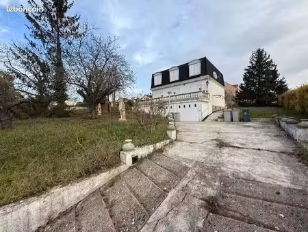 maison 7 pièces 150 m²