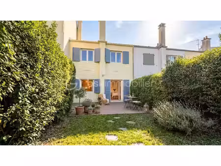 maison de ville de 77 m² à plaisir