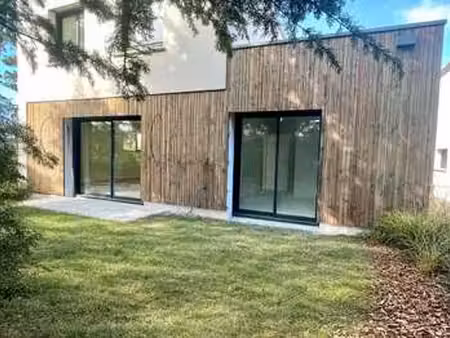 vente maison à saint-gilles-croix-de-vie (85800) : à vendre / 104m² saint-gilles-croix-de-