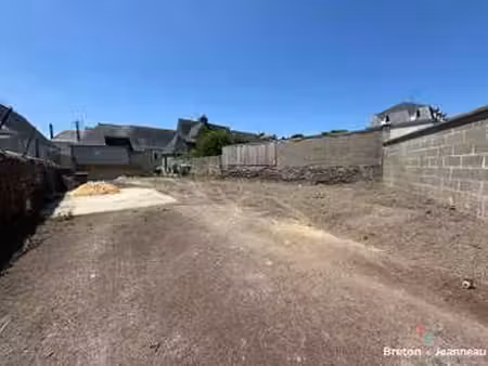 vente terrain à château-gontier (53200) : à vendre / 234m² château-gontier