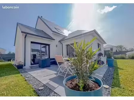 maison t5 avec jardin et garage — anisy