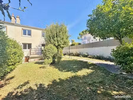maison 4 pièces 80 m²