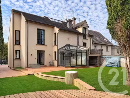 maison à vendre - 9 pièces - 200 m2 - chelles - 77 - ile-de-france