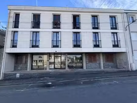 location appartement 2 pièces à angers capucins verneau (49000) : à louer 2 pièces / 42m² 