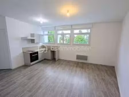 location appartement 2 pièces à fougères (35300) : à louer 2 pièces / 41m² fougères