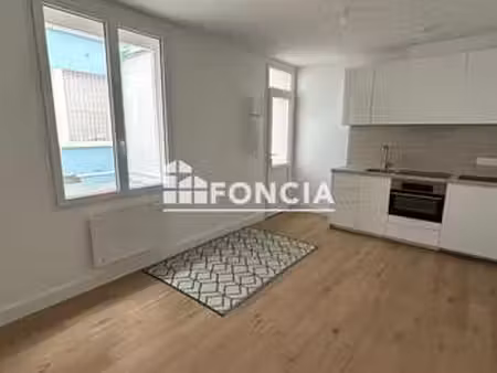 location appartement 2 pièces à lorient centre ville (56100) : à louer 2 pièces / 28m² lor