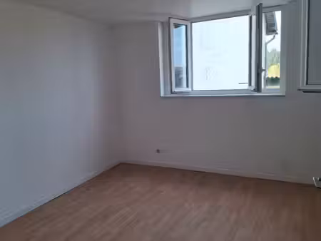 local commercial professionnel lisieux