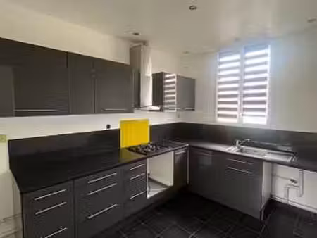 location maison à angers monplaisir (49000) : à louer / 81m² angers monplaisir
