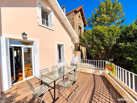 maison 5 pièces 149 m²