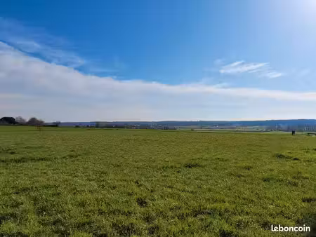 terrain 719 m²