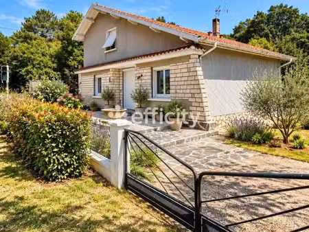 villa 9 pièces 180 m²