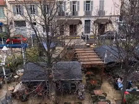 appartement refait à neuf mourillon