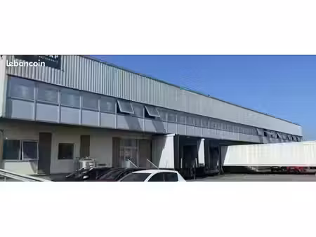 entrepot - logistique 4990 m² sucy en brie
