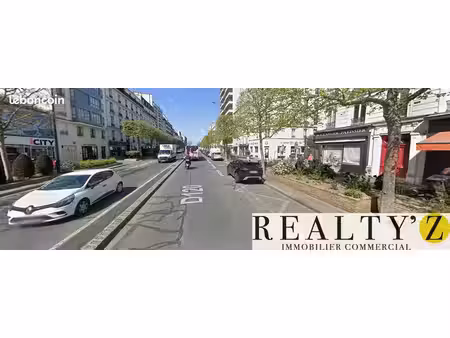 local commercial 64 m²