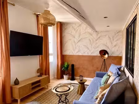 à louer à l’année – appartement meublé 2 pièces à cogolin