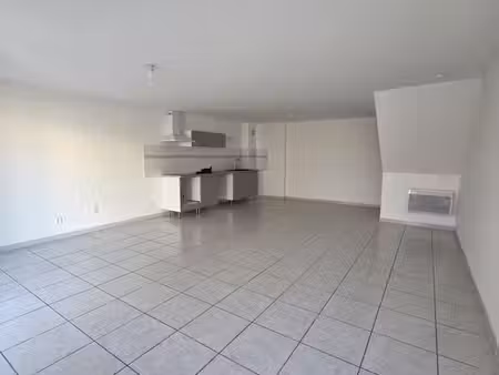 appartement 3 pièces 74 m²