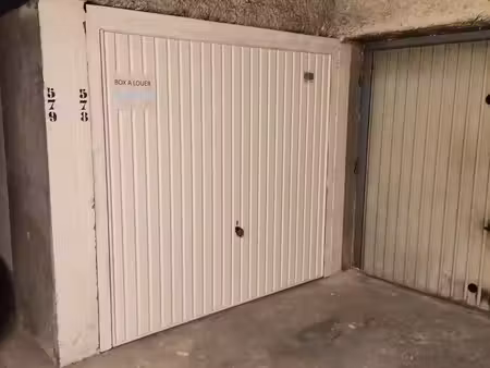 box/garde meuble à louer