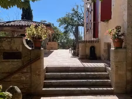 propriété 7 pièces 330 m²