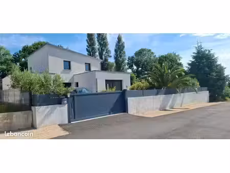 maison design contemporain superficie : 120 m2
