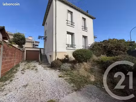 pavillon 4 pièces 80 m²