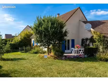 maison familiale 5/6 pièces 110 m² – terrain 550 m² – pierrelaye