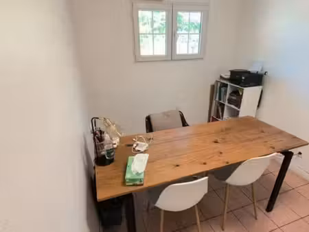 bureau dans un espace médical