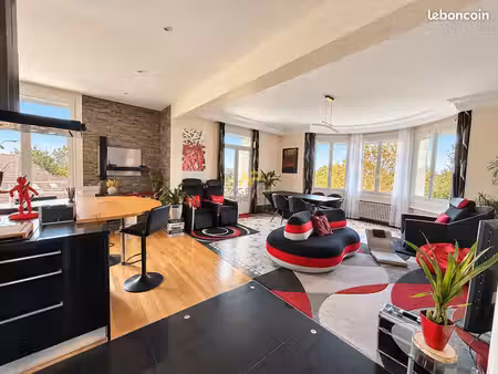 maison 5 pièces 134 m²