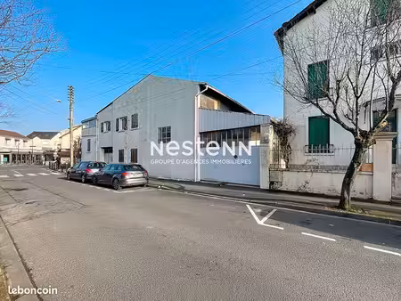 local 560 m² arnouville