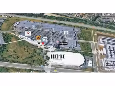 local commercial  restaurant 260 m² cergy